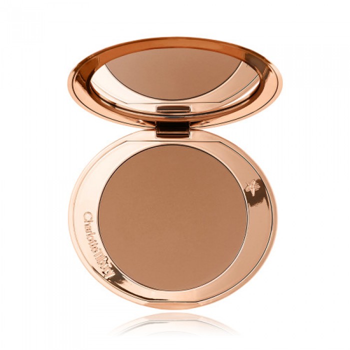 Бронзер Charlotte Tilbury Airbrush Bronzer в оттенке Medium